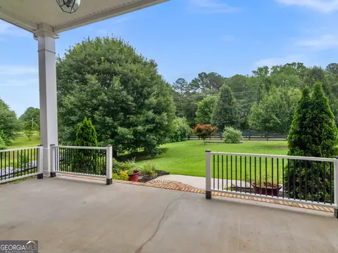 Exterior - 25 Walnut Ln, Covington, GA 30014 photo 14 of 14