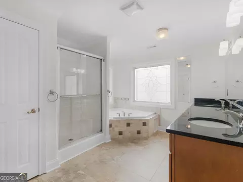 Bath - 25 Walnut Ln, Covington, GA 30014 photo 1 of 9