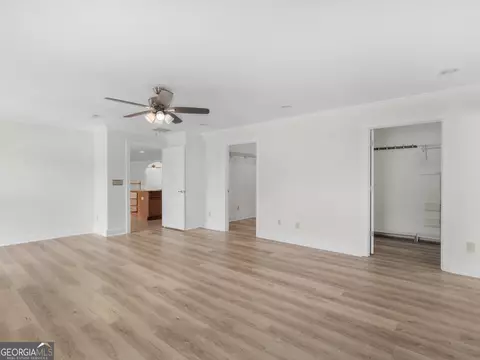 Living - 25 Walnut Ln, Covington, GA 30014 photo 14 of 21