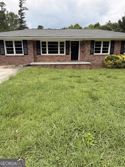 9182 Flat Shoals Rd SW, Covington, GA 30014