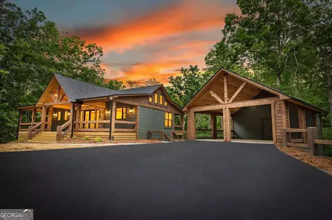 84 Shermans Ct, Mccaysville, GA 30555