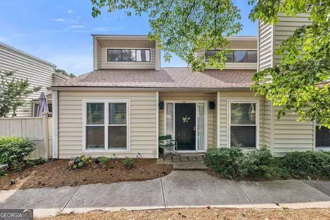 701 Serramonte Dr, Marietta, GA 30068