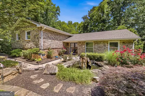 Exterior - 9040 Ruby Ln, Gainesville, GA 30506 photo 2 of 10