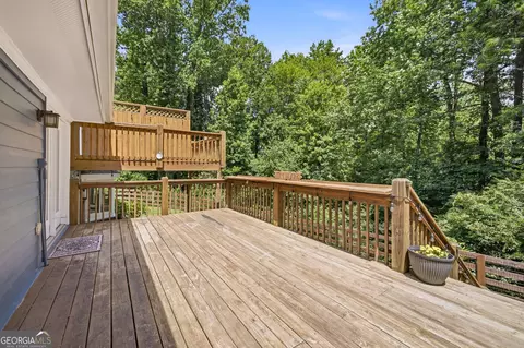 Exterior - 9040 Ruby Ln, Gainesville, GA 30506 photo 6 of 10