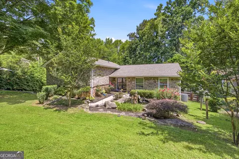 Exterior - 9040 Ruby Ln, Gainesville, GA 30506 photo 1 of 10