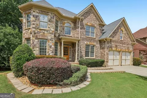 12516 Darvish Ln, Alpharetta, GA 30005