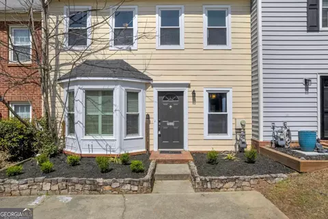 513 Salem Woods Dr SE, Marietta, GA 30067