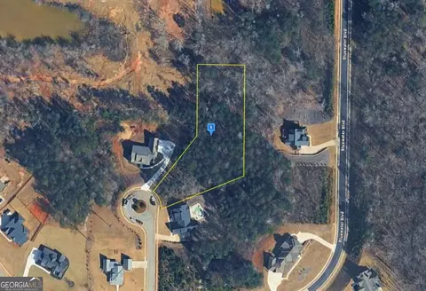 6012 Barefoot Dr, Gainesville, GA 30506