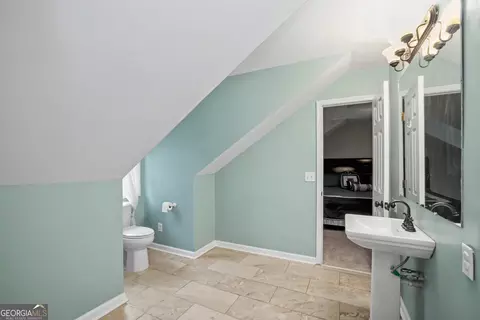 Bath - 13700 Hughes Xing, Hampton, GA 30228 photo 2 of 4