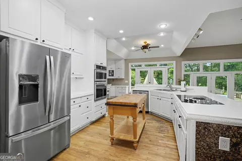 Kitchen - 13700 Hughes Xing, Hampton, GA 30228 photo 3 of 3