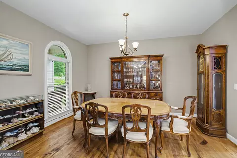 Dining - 13700 Hughes Xing, Hampton, GA 30228 photo 1 of 2