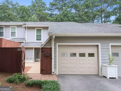 5058 Meadow Ln NE, Marietta, GA 30068