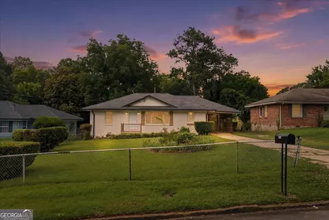 2101 East Dr, Decatur, GA 30032