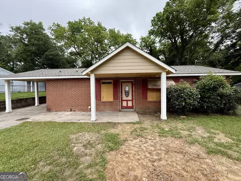 5728 Satterfield Dr, Macon, GA 31206