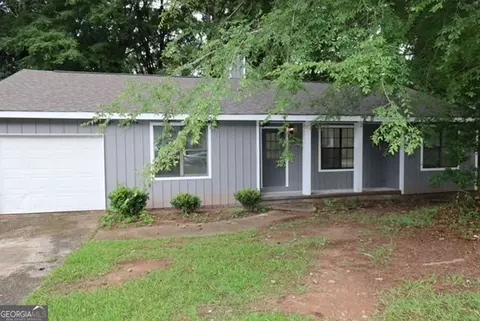 328 Nicole Ct, Jonesboro, GA 30238