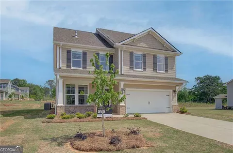 282 Arnewood Cir, Mcdonough, GA 30253