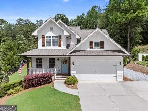 3513 Phoenix Cove Dr, Gainesville, GA 30506