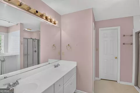 Bath - 4141 Saddle Horn Dr, Evans, GA 30809 photo 3 of 4