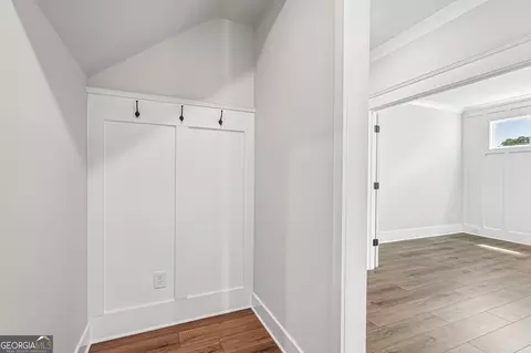 Entry Way - 288 Wingate Dr, Winder, GA 30680 photo 4 of 5