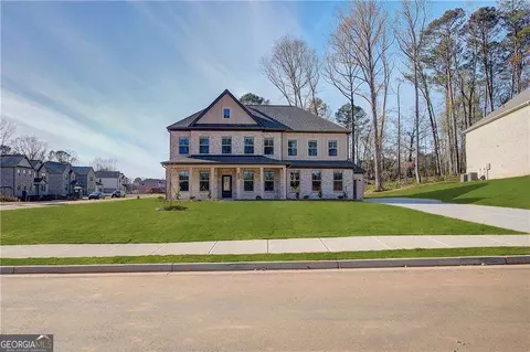 621 Continental Dr, Mcdonough, GA 30253