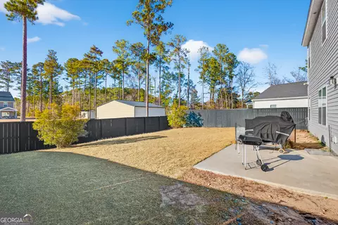 Exterior - 124 Jennie Dr, Springfield, GA 31329 photo 3 of 4