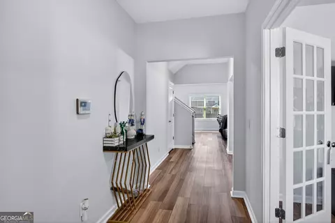 Entry Way - 124 Jennie Dr, Springfield, GA 31329 photo 4 of 14