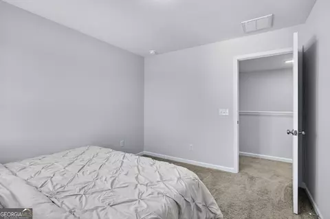 Bedroom - 124 Jennie Dr, Springfield, GA 31329 photo 2 of 8