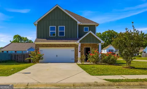 126 Charleston Ln, Milner, GA 30257