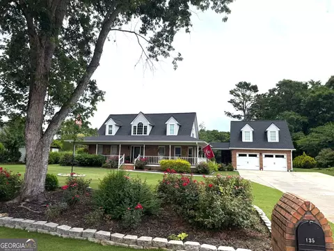 135 Meadow Lakes Blvd, Cedartown, GA 30125