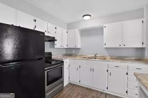 Kitchen - 1916 Moore Rd, Augusta, GA 30906 photo 1 of 2