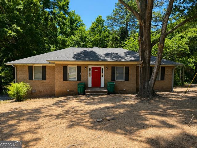 1921 Karen Cir, Milledgeville, GA 31061