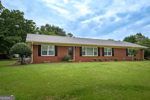 281 Peggy Dr, Fort Valley, GA 31030