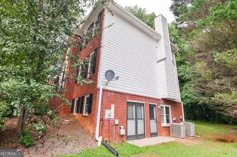 4964 Oak Leaf Ter, Stone Mountain, GA 30087