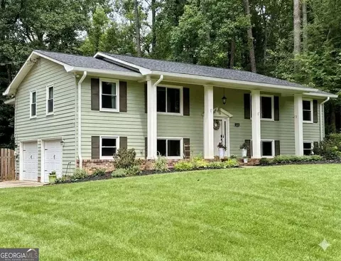 265 Pinetree Dr, Marietta, GA 30068