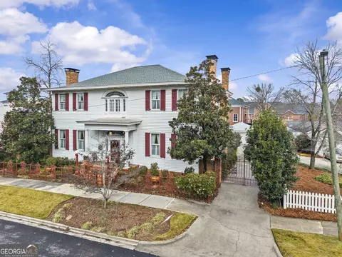 1155 Floyd St NE, Covington, GA 30014