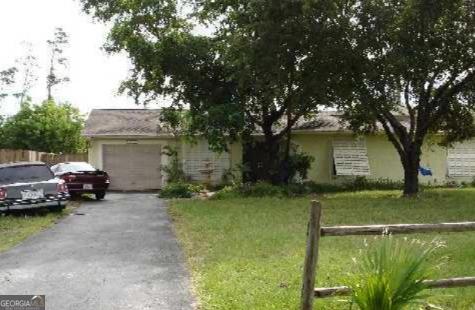 2565 SE Hemsing St, Port Saint Lucie, FL 34984