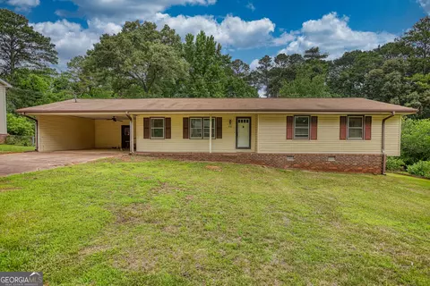 755 Navajo Trl, Covington, GA 30016