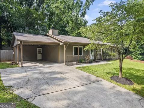 1833 Silver Leaf Dr SW, Marietta, GA 30008