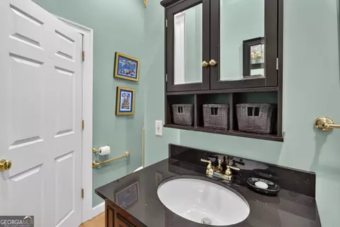 Bath - 401 E 4th Ave, Rome, GA 30161 photo 7 of 7