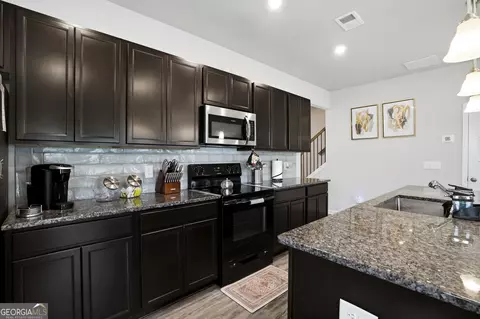 Kitchen - 110 Waterside Dr, Calhoun, GA 30701 photo 1 of 3