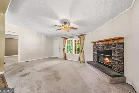 Living - 188 Deptula Rd, Jackson, GA 30233 photo 3 of 4