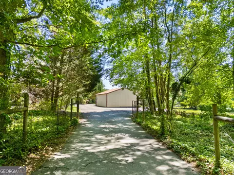 Exterior - 188 Deptula Rd, Jackson, GA 30233 photo 4 of 25