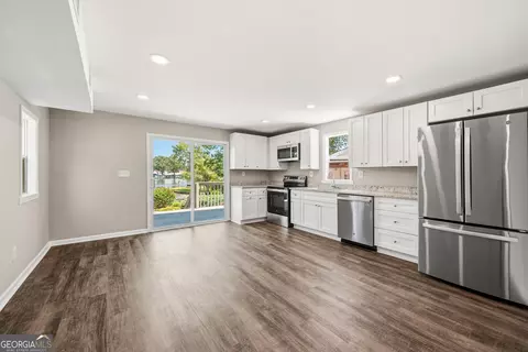 Kitchen - 188 Deptula Rd, Jackson, GA 30233 photo 4 of 7
