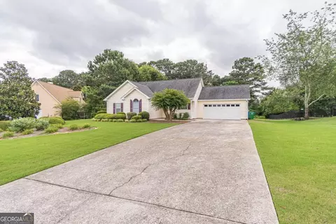 304 Ron Dr, Bethlehem, GA 30620 photo 4