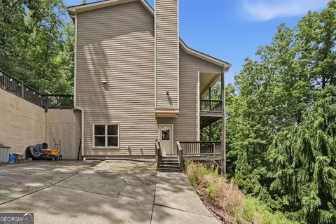 930 Lake Arrowhead Dr, Waleska, GA 30183
