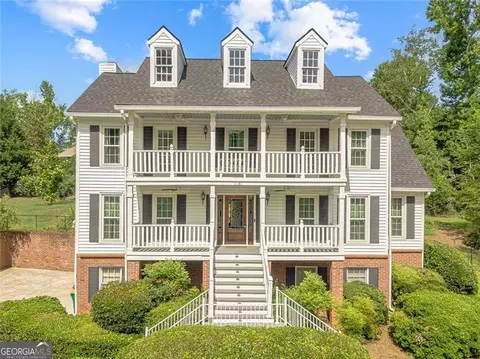 3135 St Andrews Cir, Duluth, GA 30096