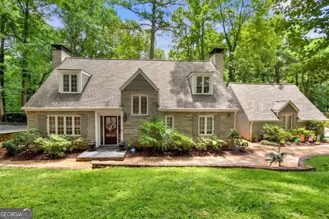 34 River Park Dr, Sandy Springs, GA 30328