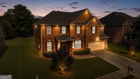 Exterior - 3256 Alhambra Cir, Hampton, GA 30228 photo 2 of 7