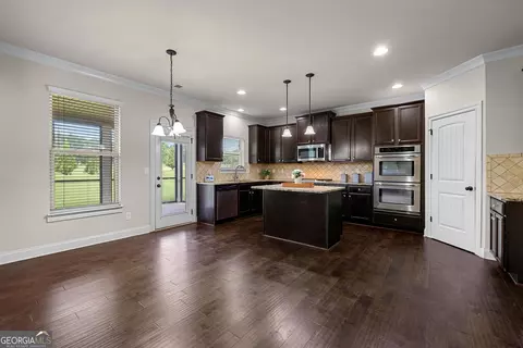 Kitchen - 3256 Alhambra Cir, Hampton, GA 30228 photo 3 of 3