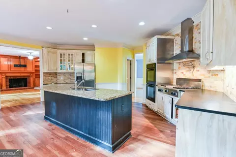 Kitchen - 5415 Hampstead Way, Duluth, GA 30097 photo 3 of 4